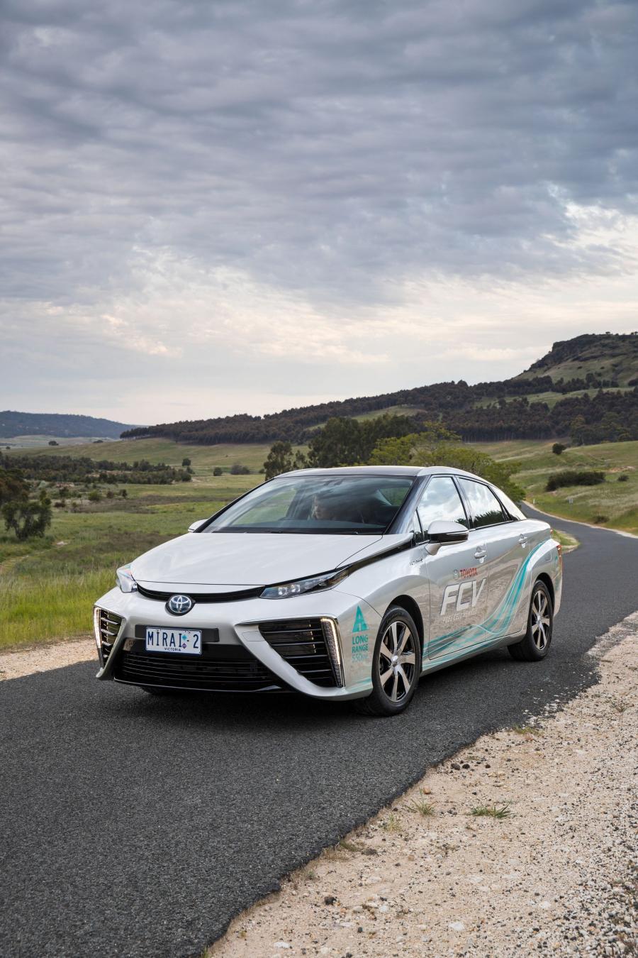  Toyota Mirai 2016 года  (AU) (фото 6 из 15)